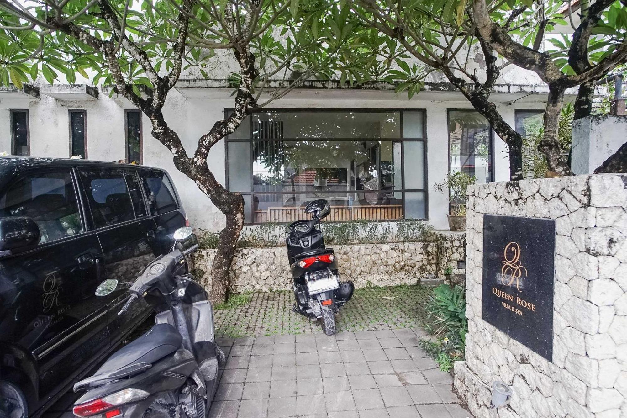 Queen Rose Villa & Spa Jimbaran  Ngoại thất bức ảnh